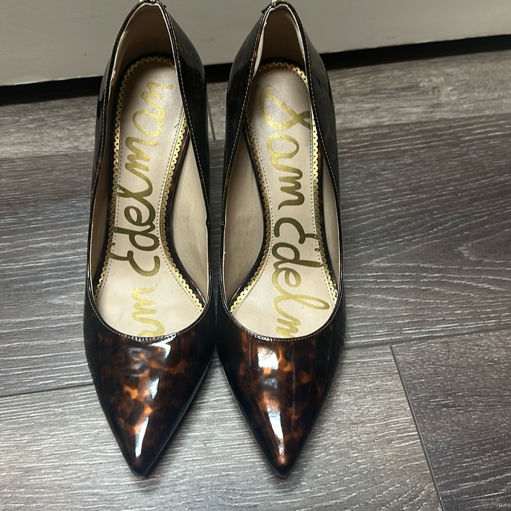 Sam Edelman Hazel Pumps in Tortoise Shell Patent Print